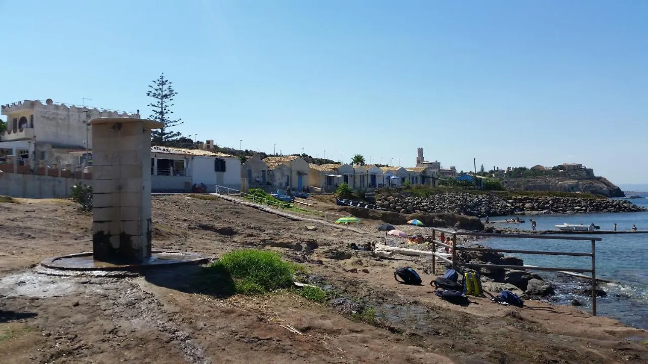 Apartments TERRAZZA DEI DUE MARI Portopalo Di Capo Passero 0*,